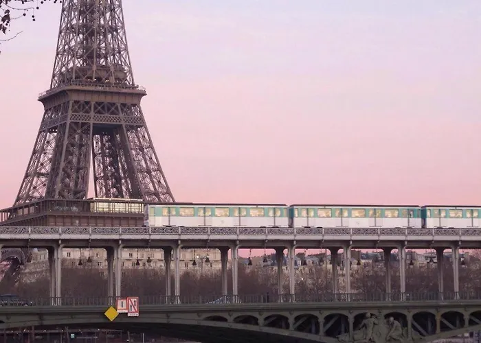 Eiffel Citea Dayroom Espace Paris Sans Nuitee Et Chambre Partagee Chatillon Nuitee -- Repos Journee Ou Espace Travail 8-19H Proche Tour Eiffel Ou Usage Bureau A L\'Heure En Journee -- Nuitee Chatillon Avenue Paris