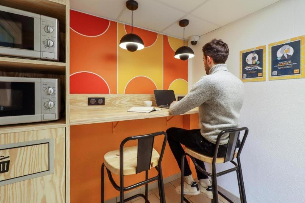 Eiffel Citea Dayroom Espace Sans Nuitee Et Partagee Chatillon Nuitee -- Repos Journee Ou Espace Travail 8-19h Proche Tour Eiffel Ou Usage Bureau A L'heure En Journee -- Nuitee Chatillon Avenue * París